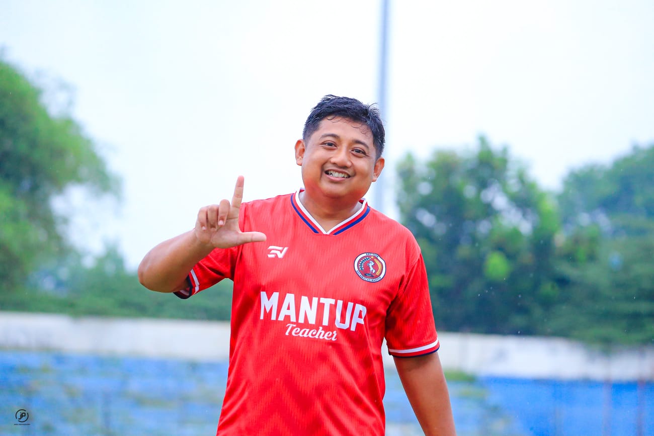 DEBRI SUSANTO, S.Pd